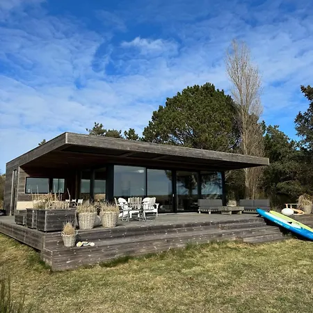 Architecturally Designed Summer House إيبلتوفت