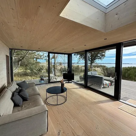 Architecturally Designed Summer House *
