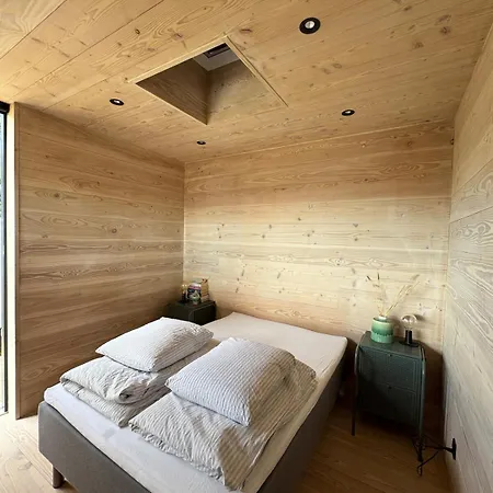 Architecturally Designed Summer House إيبلتوفت